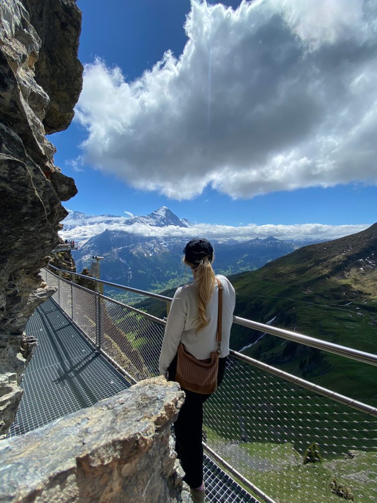 Grindelwald offre un nombre incroyable d'activités d'aventure - tu ne t'ennuieras jamais ici ! Tu découvriras ici tout ce que Christina a vécu lors de son week-end dans l'Oberland bernois.